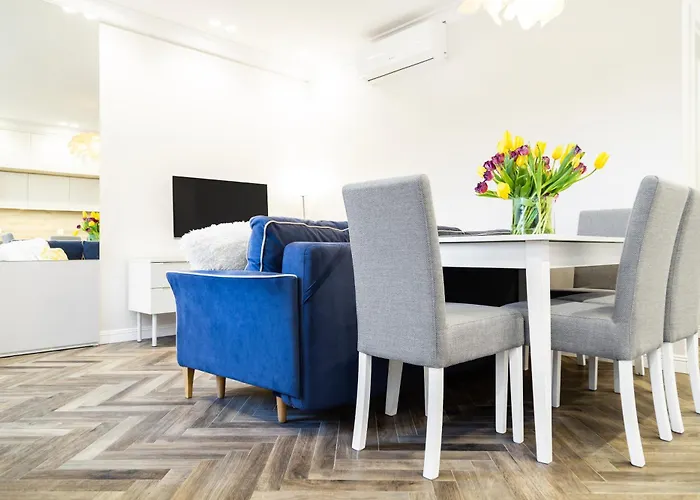 Apartment Househost : Sarego Street